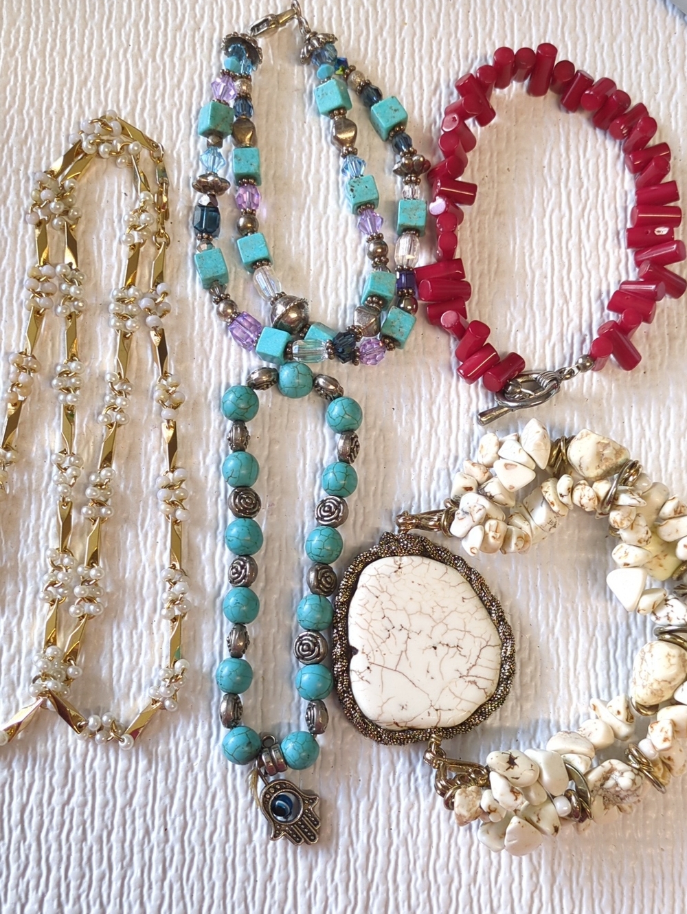 ☀️R18 Goldtone Necklace and 4 Natural Bead Bracelets